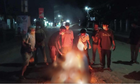 স্কুলছাত্রীকে দলবদ্ধ ধর্ষণ, আজও খাগড়াছড়িতে সকাল-সন্ধ্যা অবরোধ