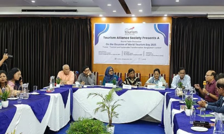 সুন্দরবন বাঁচাতে পর্যটক কমানোর পরামর্শ