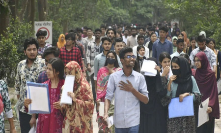 বিশ্ববিদ্যালয়ের ভর্তি কোচিংয়ে ঢাকায় একজন শিক্ষার্থীর খরচ কত?