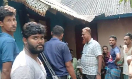 দ্বিতীয় বিয়ে করায় স্বামীকে কুপিয়ে হত্যার অভিযোগ স্ত্রীর বিরুদ্ধে