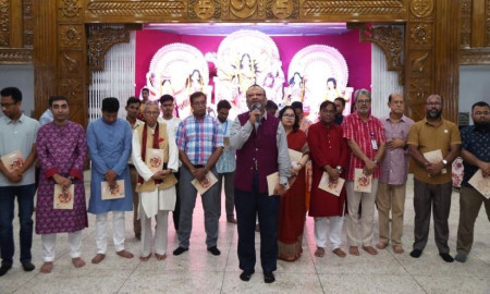 দেশের সকল শ্রেণি-পেশার মানুষের আবেগের প্রতিষ্ঠান ঢাকা বিশ্ববিদ্যালয়: ভিসি