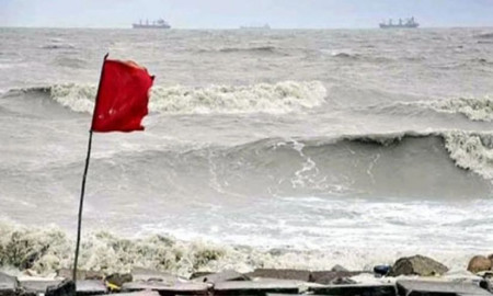 সমুদ্রবন্দরে ৩ নম্বর সতর্ক সংকেত