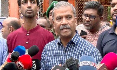 আওয়ামী লীগের নিষেধাজ্ঞা ইস্যু পরিষ্কার করলেন আসিফ নজরুল