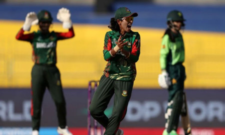 পাকিস্তানকে উড়িয়ে দিলেন মারুফা-নাহিদা-স্বর্ণারা, বিশ্বকাপে শুভসূচনা বাংলাদেশের