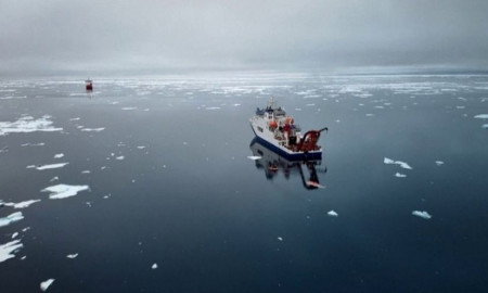 আর্কটিকের তলদেশে চীনের প্রথম মানব-অভিযান