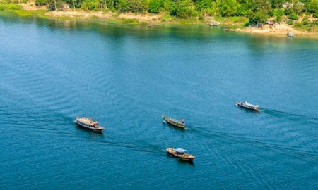 দূর্গাপূজা দেখে ফেরার পথে ঝড়ের কবলে নৌকা, কাপ্তাই হ্রদে ডুবে দুই শিক্ষার্থীর মৃত্যু