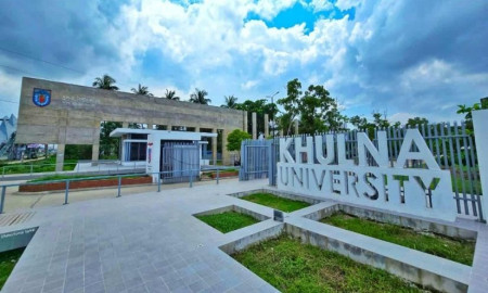 খুবিতে পূজার ছুটি বাড়ানোর দাবিতে ক্লাস-পরীক্ষা বর্জনের ঘোষণা