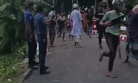 ডাব পাড়াকে কেন্দ্র করে ২ গ্রামবাসীর সংঘর্ষ, আহত ১৫