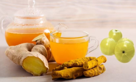 ডায়েটে আমলকী ও হলুদ মিশ্রিত পানির যত উপকারিতা