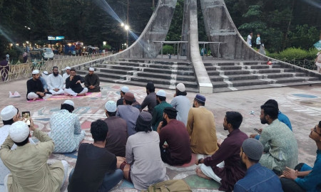 নর্থ সাউথ শিক্ষার্থীর কোরআন অবমাননার প্রতিবাদে চবিতে তিলাওয়াতের আসর