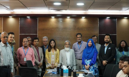 নর্থ সাউথ ইউনিভার্সিটিতে অ্যালামনাই কলক্যুয়াম সিরিজ-ফল ২০২৫ অনুষ্ঠিত