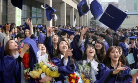 দক্ষিণ কোরিয়ায় রেকর্ড উচ্চতায় বিদেশি শিক্ষার্থীর সংখ্যা