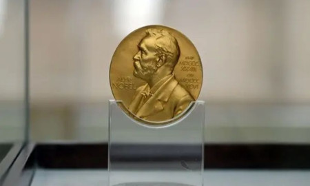 এ বছর নোবেল পুরস্কার হিসেবে কত টাকা দেওয়া হচ্ছে?