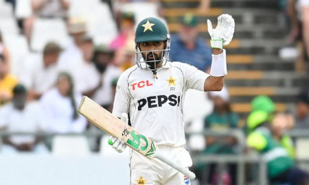 যেখানে এশিয়াতেই ‘প্রথম’ বাবর আজম