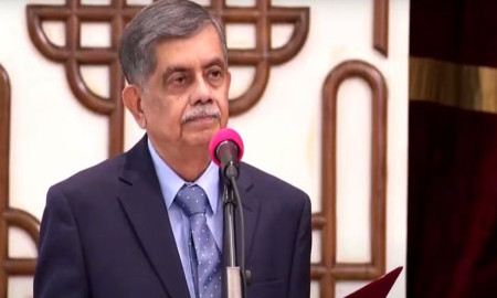 ‘শিক্ষকদের চাওয়া ন্যূনতম ১০ শতাংশ’ প্রশ্নে যা বললেন শিক্ষা উপদেষ্টা