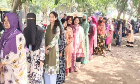 এখনো শুরু হয়নি রাকসুর ভোট গণনা, বাড়ছে প্রার্থীদের ভিড়