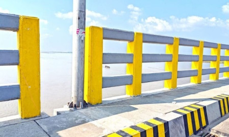 সেতু নাকি মৃত্যুফাঁদ, প্রশ্নবিদ্ধ মওলানা ভাসানী সেতুর রেলিং