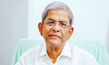 গুলশান কার্যালয়ে সাংবাদিক পেটানোর ঘটনায় মির্জা ফখরুলের দুঃখপ্রকাশ