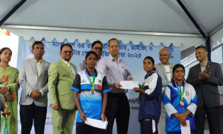 জাতীয় সাঁতারে প্রথম দিনে ৫ নতুন জাতীয় রেকর্ড, শীর্ষে নৌবাহিনী