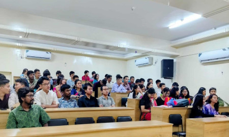 খুবিতে আদিবাসী নবীন ও বিদায়ী শিক্ষার্থীদের সম্মাননা ও সাংস্কৃতিক সন্ধ্যা