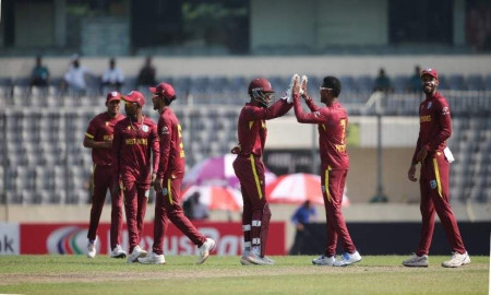 ওয়ানডেতে স্পিনে বিশ্বরেকর্ড ওয়েস্ট ইন্ডিজের