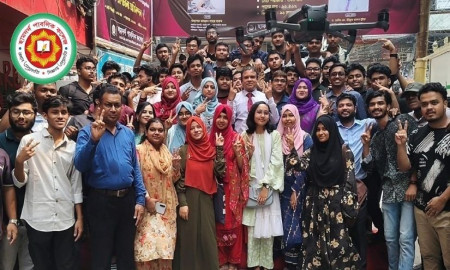 এইচএসসি পরীক্ষায় অভূতর্পূব সাফল্যের আনন্দে হামদর্দ কলেজে উৎসব আমেজ 
