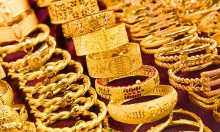 টানা বৃদ্ধির পর এবার সোনার দামে বড় পতন