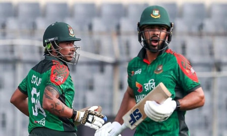 সৌম্য-সাইফের ফিফটিতে ১০ বছর পর সেই কাঙ্ক্ষিত দৃশ্য