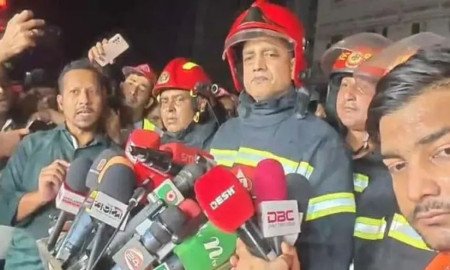 মিরপুরে বহুতল ভবনে আগুন, যা বলল ফায়ার সার্ভিস