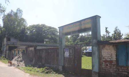 ২১ শিক্ষক মিলে পাস করাতে পারলেন না ৩ জন পরীক্ষার্থীকে