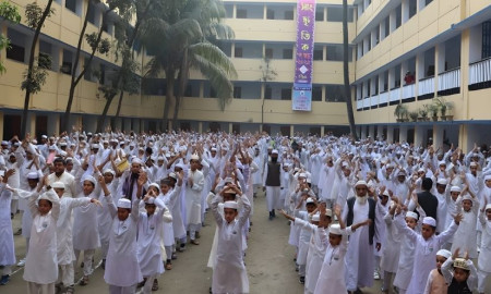 মাদ্রাসার সোয়া লাখ শিক্ষক-কর্মচারী এখনো ইএফটিতে যুক্ত হননি, বেতন-ভাতা পেতে ভোগান্তি