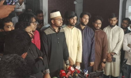 ‘নির্বাচন দিলেও ডাকসু যেন পরিচালনা করতে না পারে সেই ব্যবস্থা করছে প্রশাসন’