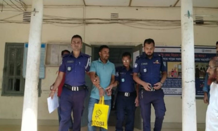 খাগড়াছড়িতে কিশোরীকে ‘দলবেঁধে ধর্ষণ’: পলাতক প্রধান আসামি গ্রেপ্তার