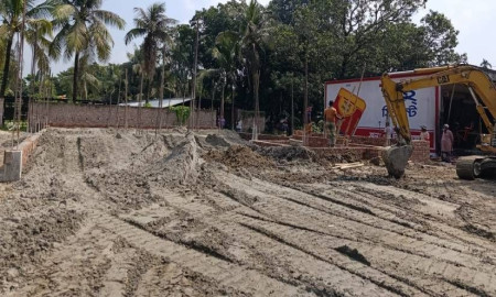 শার্শায় জেলা পরিষদের খাসজমি দখল করে মার্কেট নির্মাণের অভিযোগ