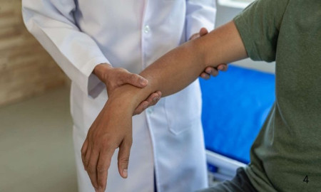 হঠাৎ শরীর অবশ হয়ে যায়? জেনে নিন জিবিএস রোগের লক্ষণ ও চিকিৎসা