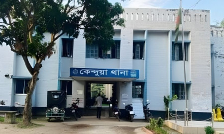 পড়াশোনায় মনোযোগী হতে বলায় বাবা-মায়ের প্রতি অভিমান, কঠিন সিদ্ধান্ত কিশোরের