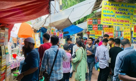 বিশ্ববিদ্যালয়-মেডিকেলে ভর্তি সহায়ক বইয়ের বাজার প্রায় ৫০০ কোটি টাকা