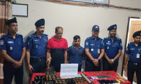 দোকান থেকে ৪৯ লাখ টাকার স্বর্ণ চুরি, মূল আসামি গ্রেফতার
