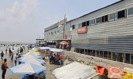 কুয়াকাটা সৈকতে ‘সরদার মার্কেট’ সাত দিনের মধ্যে অপসারণের নির্দেশ