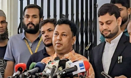 শেখ হাসিনাসহ ৭ জনের বিরুদ্ধে ট্রাইব্যুনালে গুমের অভিযোগ সাবেক ছাত্রদল নেতার