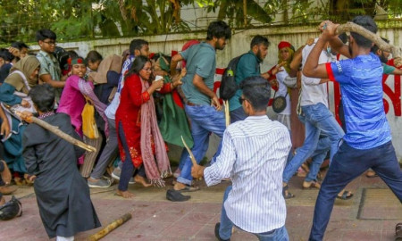 জুলাই গণঅভ্যুত্থানে হামলায় জড়িত ৪০৩ ছাত্রলীগের নেতাকর্মীর তালিকা দেখুন এখানে