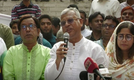 ‘ফ্যাসিস্টের সহযোগীরা দেশে থেকে ষড়যন্ত্র করছে’