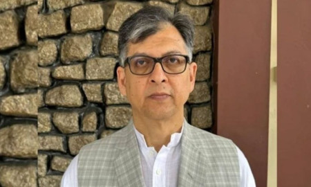 আমজনতার দলের তারেককে দেখতে যাচ্ছেন বিএনপির সালাহউদ্দিন আহমদ