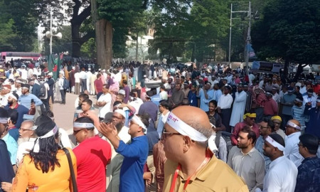 প্রাথমিকের শিক্ষকদের অবস্থান কর্মসূচি চলবে