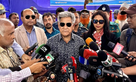 চট্টগ্রাম বন্দরকে আন্তর্জাতিক মানে উন্নীত করতে বিদেশি ব্যবস্থাপনা প্রয়োজন: নৌপরিবহন উপদেষ্টা