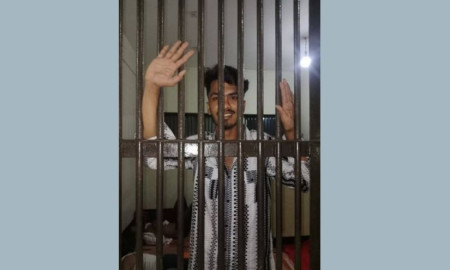 প্রধান উপদেষ্টাকে প্রাণনাশের হুমকির অভিযোগে ছাত্রলীগকর্মী আটক 