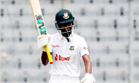 ১৩১৯ দিন পর জয়ের ব্যাটে সেঞ্চুরি