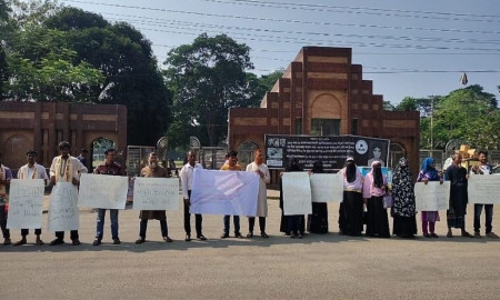 আওয়ামী লীগের কর্মসূচির প্রতিবাদ ও গণহত্যার বিচার নিশ্চিতের দাবি শহীদ পরিবার ও আহতদের