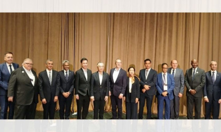 বিভিন্ন দেশের গভর্নরদের সঙ্গে বাংলাদেশ ব্যাংকের গভর্নরের বৈঠক