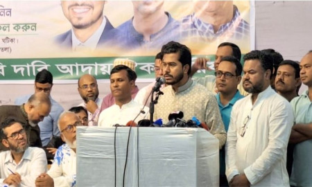 নির্বাচনের আগে শিক্ষকদের দাবি মেনে নেওয়ার আহ্বান জানালেন নুর